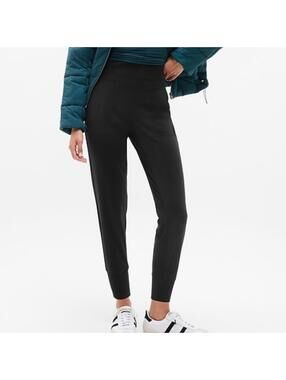 Athleta Venice High Rise Jogger